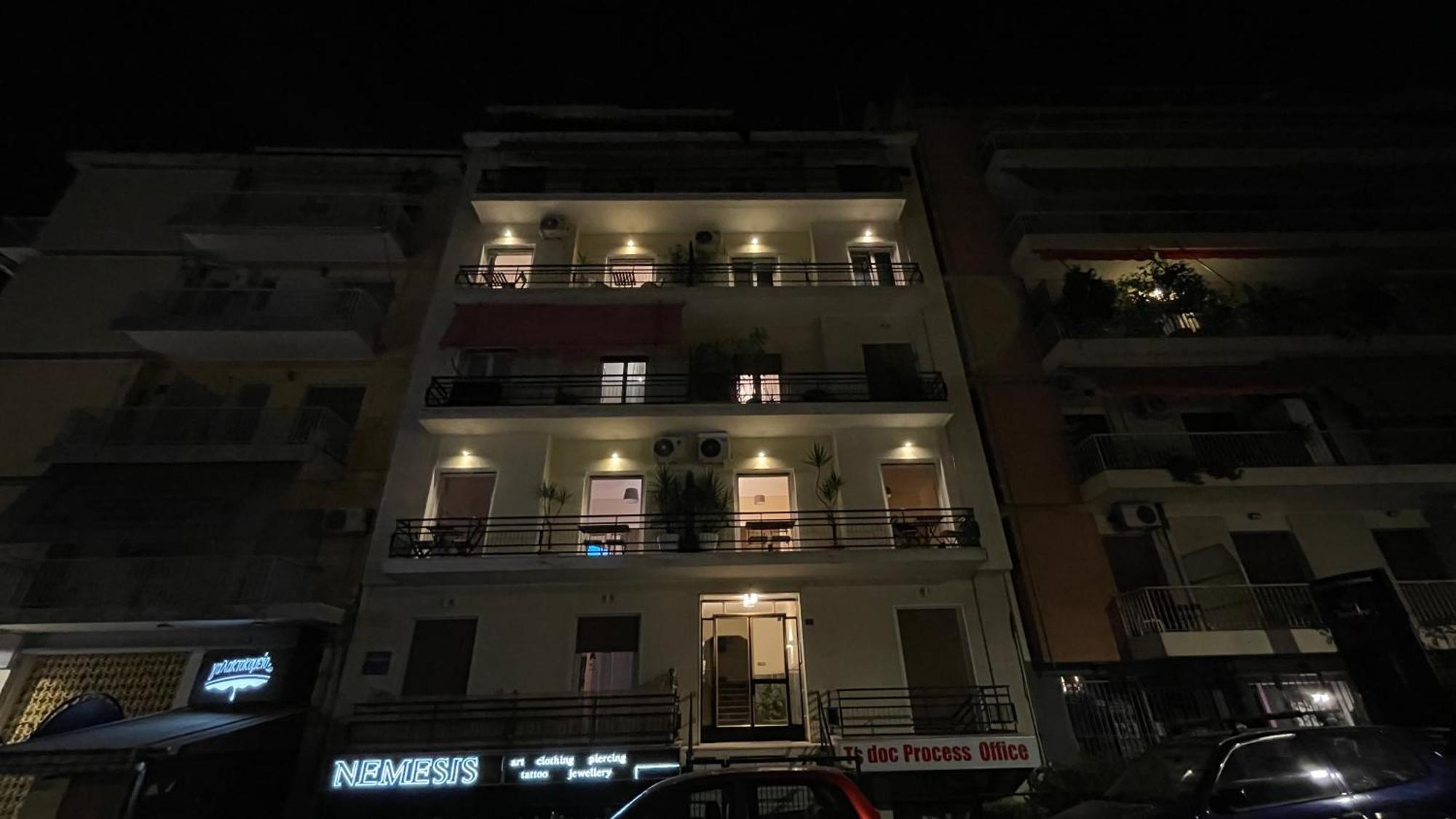 4 Newly Renovated Charming Apartments Steps From Panormou Metro Station Athens Luaran gambar