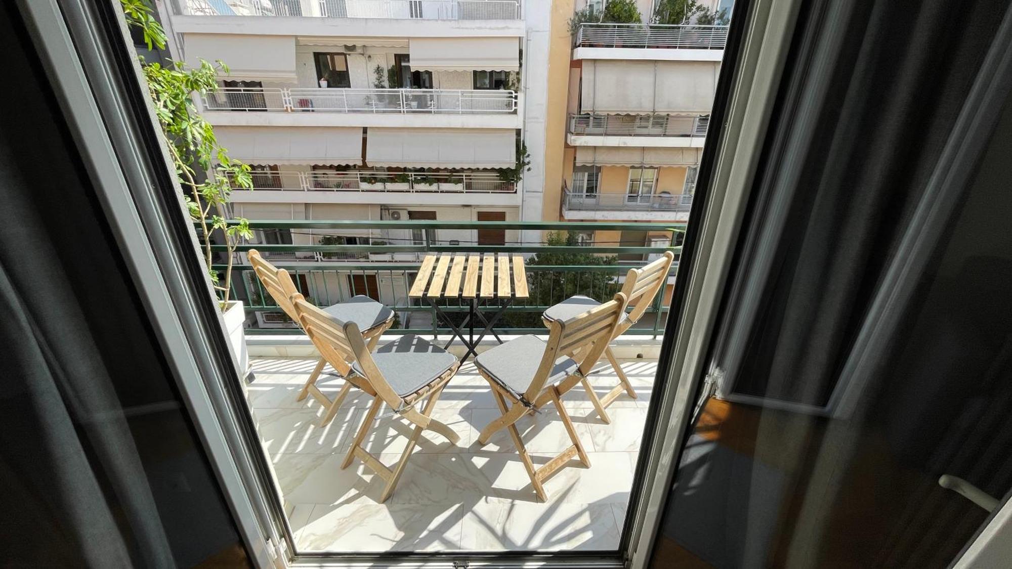 4 Newly Renovated Charming Apartments Steps From Panormou Metro Station Athens Luaran gambar